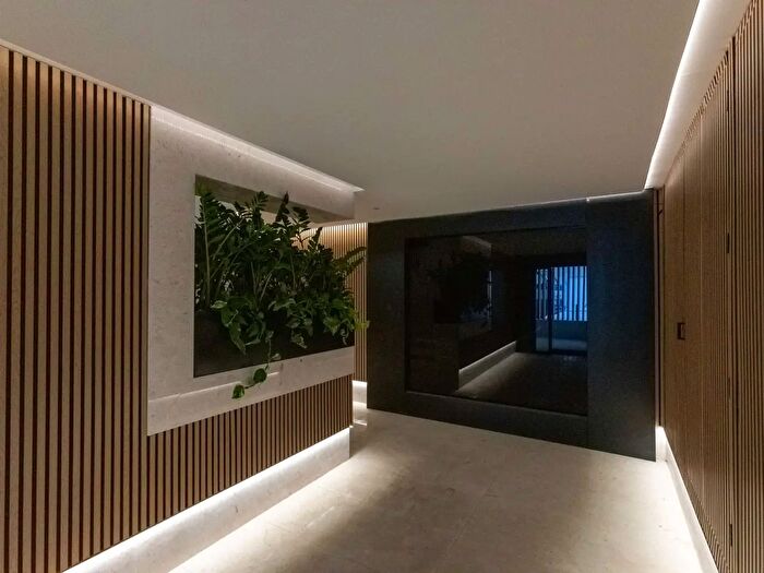 Appartamento trilocale in affitto in Via della Pineta, Cagliari