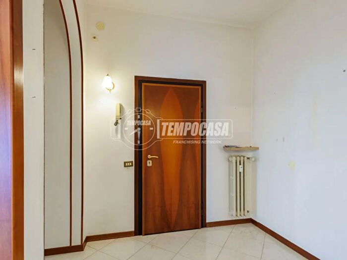 Appartamento trilocale in vendita in Via Giacomo Leopardi, Parma