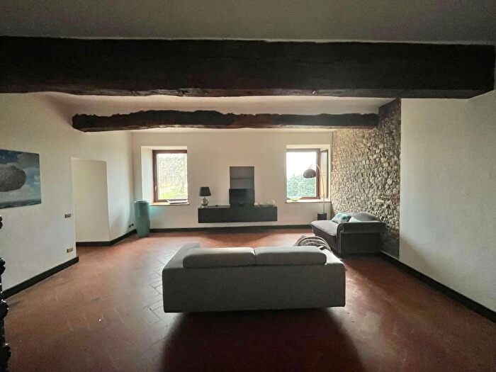 Casa con 11 locali in vendita in Cimafava, Carpaneto Piacentino