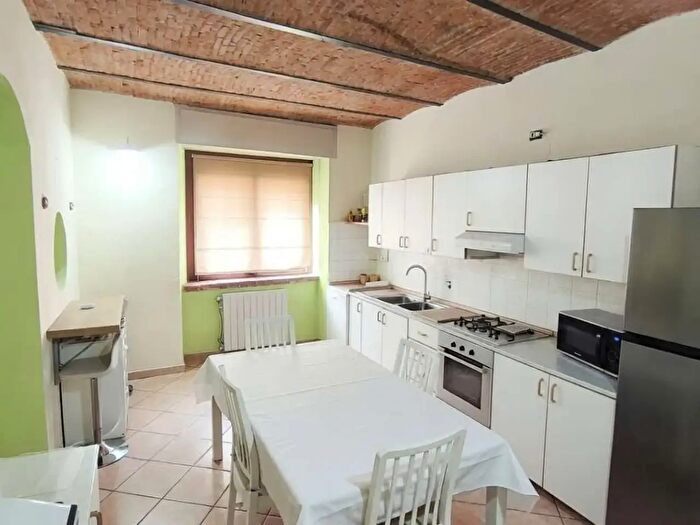 Appartamento quadrilocale in vendita in Via Moro da Fenegro, Fenegro