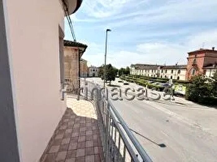 Casa con 11 locali in vendita in Via Piazza, Gazzo Veronese