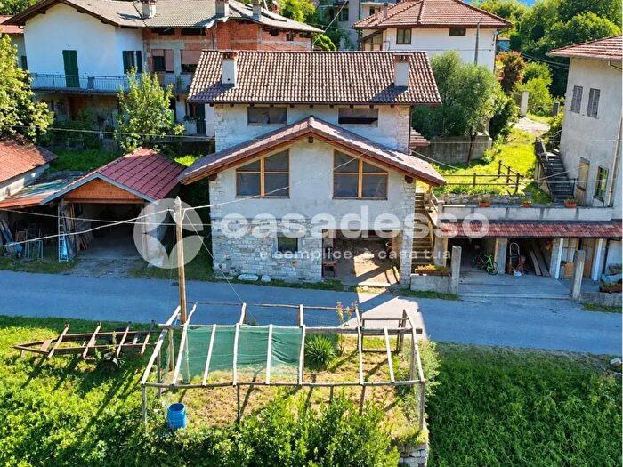 Case in Vendita e in Affitto - 2