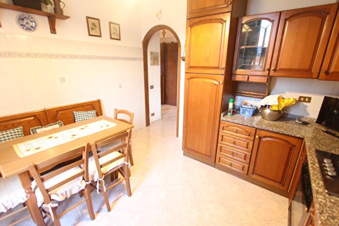 Appartamento trilocale in vendita in La Spezia