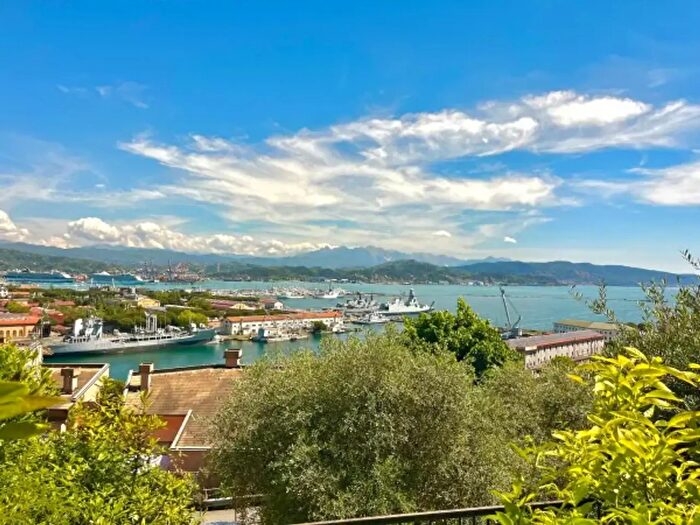 Appartamento quadrilocale in vendita in La Spezia