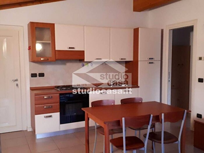 Appartamento bilocale in affitto in Semicentro, Crema