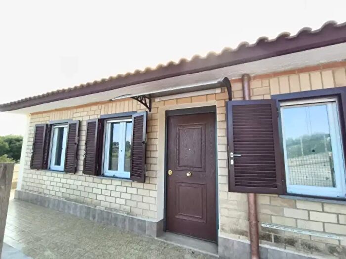 Appartamento trilocale in affitto in Via Colle Sfiamma, San Cesareo