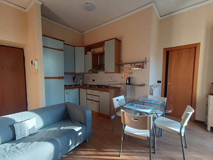 Appartamento bilocale in affitto in Via Gasparri, Reggia di Caserta, Caserta