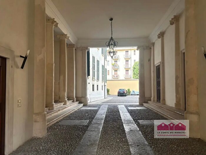 Appartamento con 5 locali in vendita in Contra' San Silvestro, Vicenza