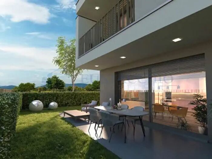 Casa quadrilocale in vendita in Curno