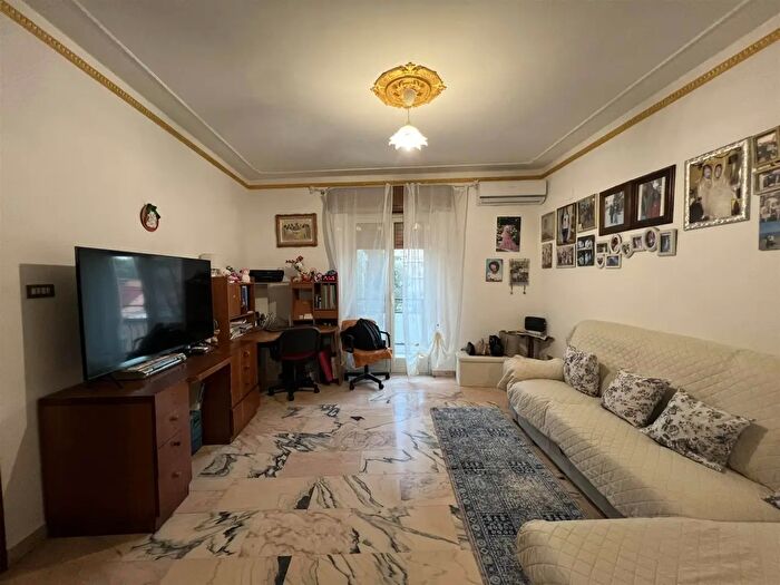 Appartamento trilocale in affitto in Reggio Calabria