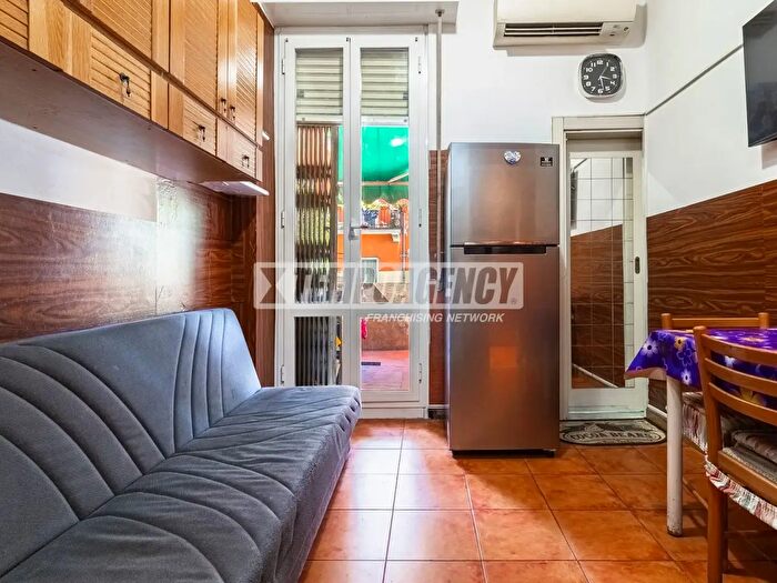 Appartamento bilocale in vendita in Via Busseto, Milano