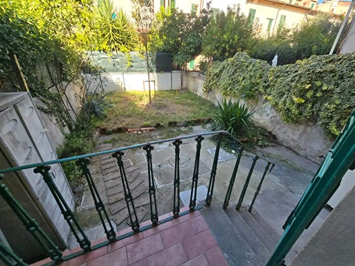 Appartamento trilocale in affitto in Firenze