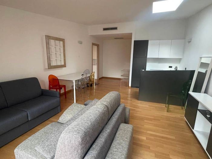 Appartamento bilocale in affitto in Via Vittorio Alfieri, Via Roma, Torino