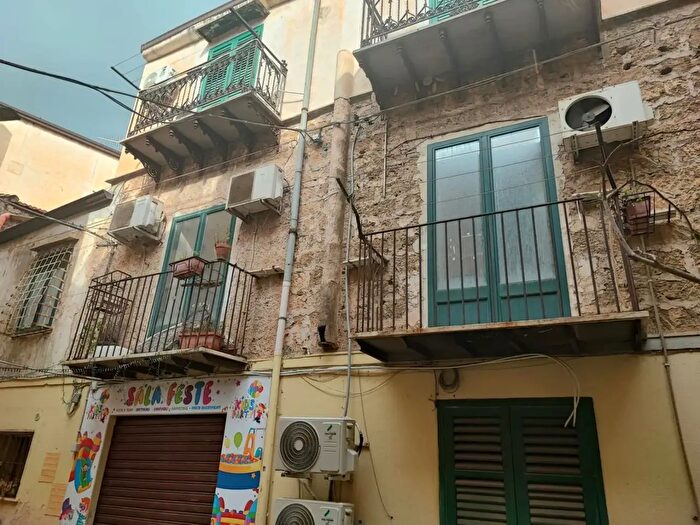 Appartamento quadrilocale in vendita in Chiasso Macaluso, Monreale