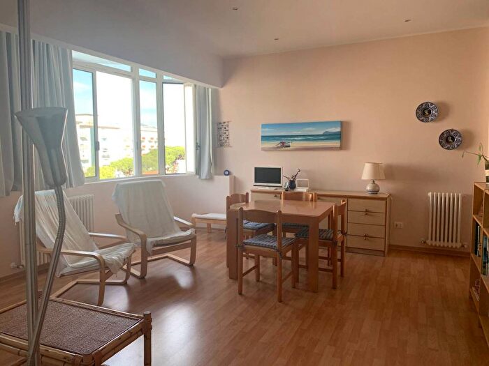 Appartamento bilocale in affitto in Viale Maria Ceccarini, Centro, Riccione