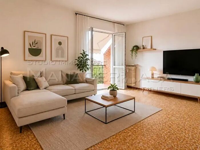 Appartamento trilocale in vendita in Corso Don Luigi Orione, Tortona