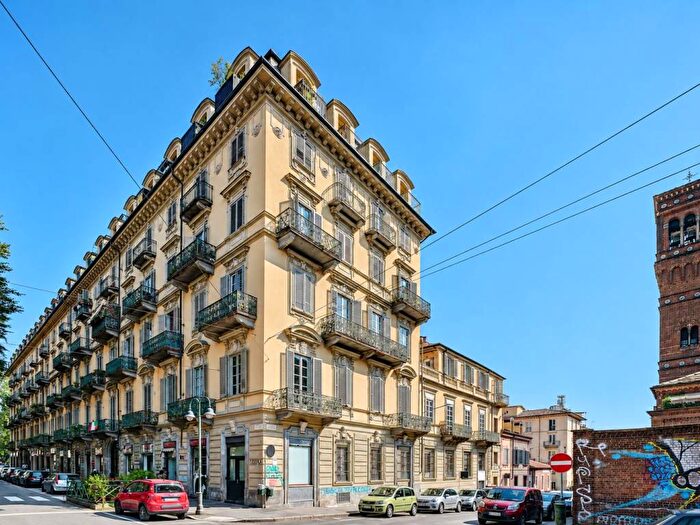Appartamento monolocale in affitto in Via Rivarolo, Aurora, Torino