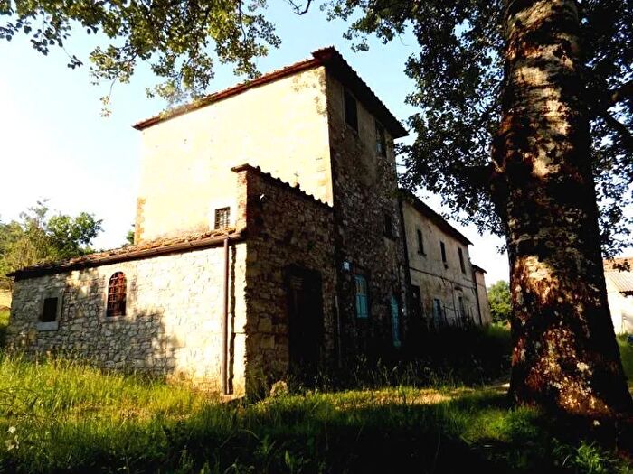 Appartamento con 10 locali in vendita in Vaglia, Vaglia