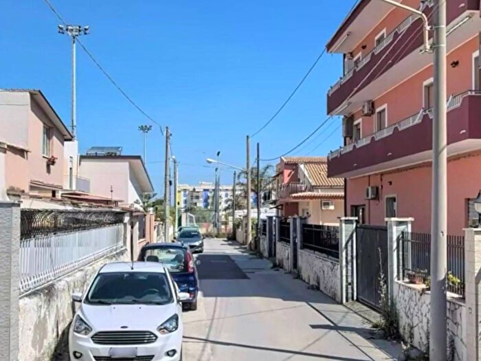 Casa bilocale in affitto in Via Santa Croce Camerina, Scala Greca Neapolis, Siracusa