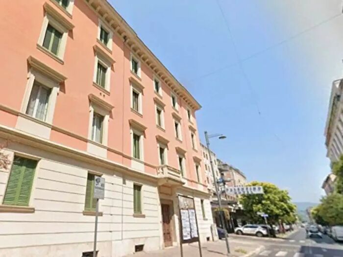 Appartamento con 6 locali in vendita in Terni