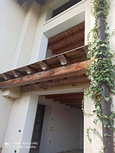 Casa con 5 locali in vendita in Possagno