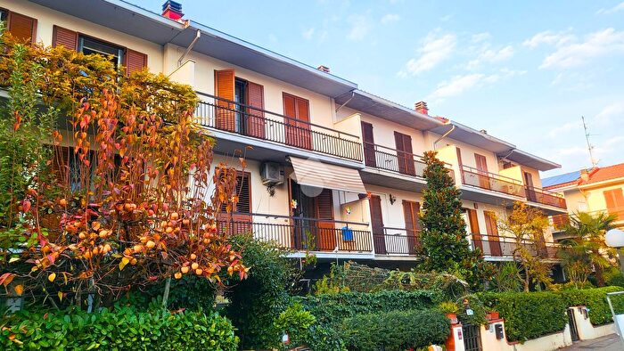 Casa quadrilocale in vendita in Via a Jori Lisiat, Modena