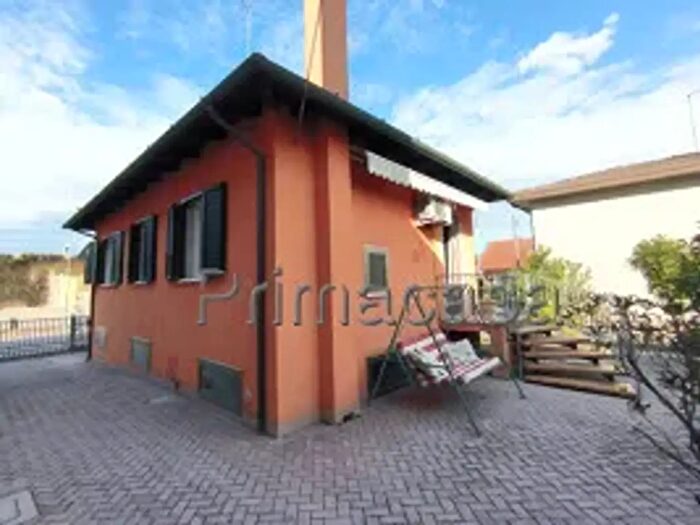 Casa trilocale in vendita in Via Trento, Martellago