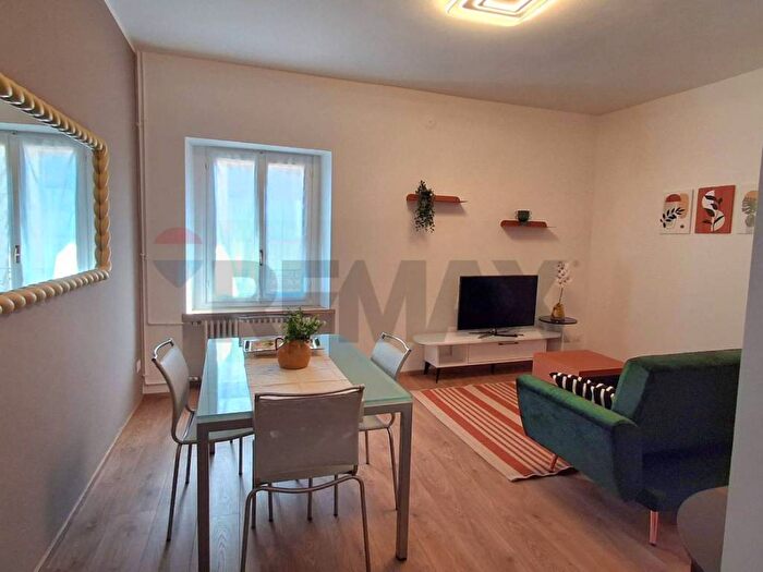 Appartamento trilocale in affitto in Via Viotti, Centro, Meina