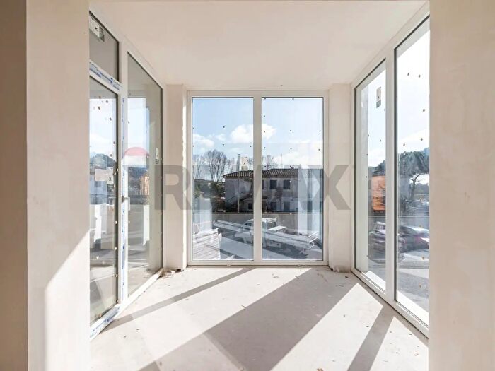 Appartamento bilocale in vendita in Via di Dragoncello, Roma