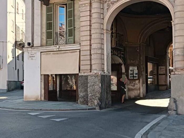 Appartamento bilocale in affitto in Piazzetta Santa Maria, Centro, Saluzzo