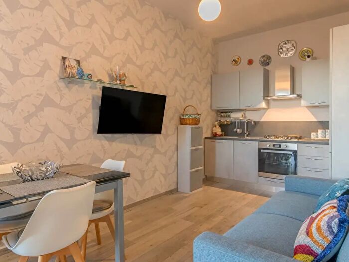 Appartamento bilocale in vendita in Via Piave, Loano