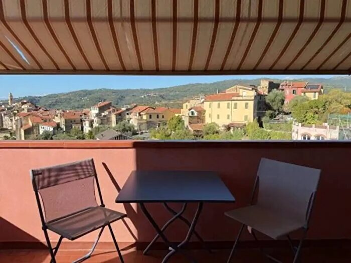 Appartamento bilocale in vendita in Imperia, Civezza