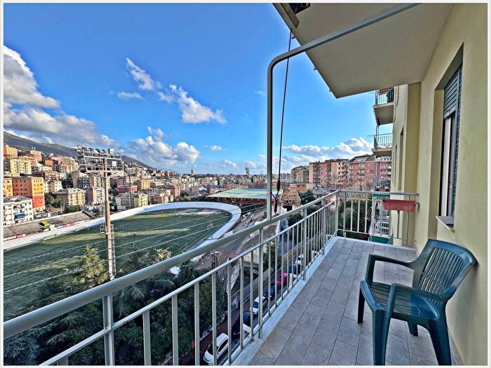 Appartamento con 6 locali in affitto in Piazza Marcello Remondini, San Martino, Genova