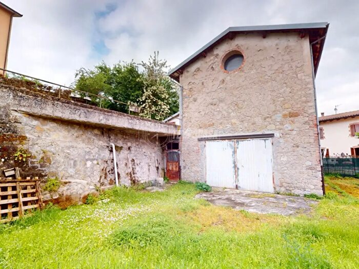Casa con 6 locali in vendita in Via Marche a, Vergato