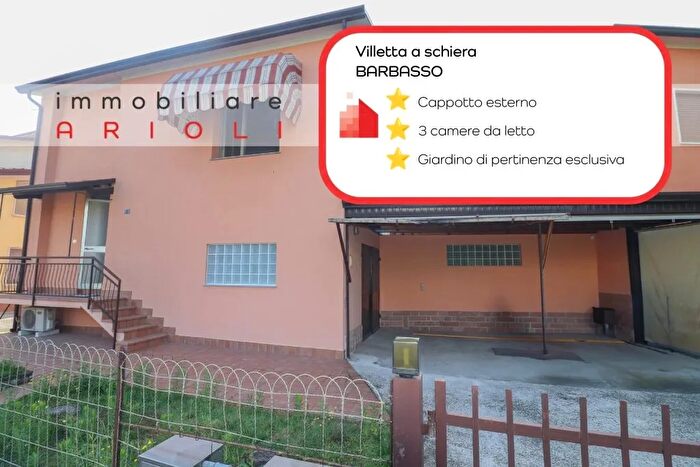 Casa con 8 locali in vendita in Roncoferraro, Roncoferraro