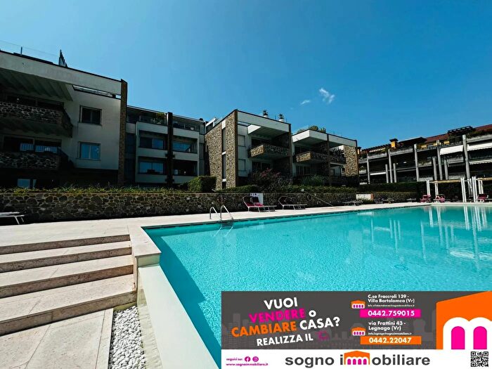 Appartamento trilocale in vendita in Via Tomaso Albinoni, Desenzano Del Garda