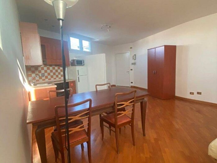 Appartamento bilocale in affitto in Via Pietro Cavezzale, Vanchiglia, Torino