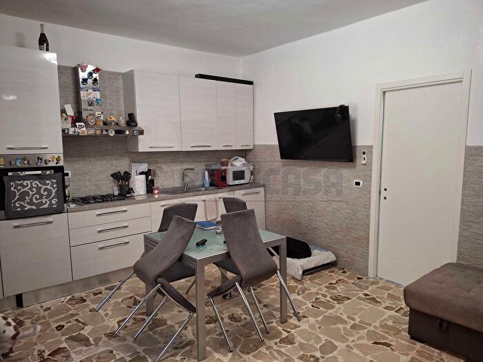 Appartamento quadrilocale in vendita in Via Ancona, Siracusa