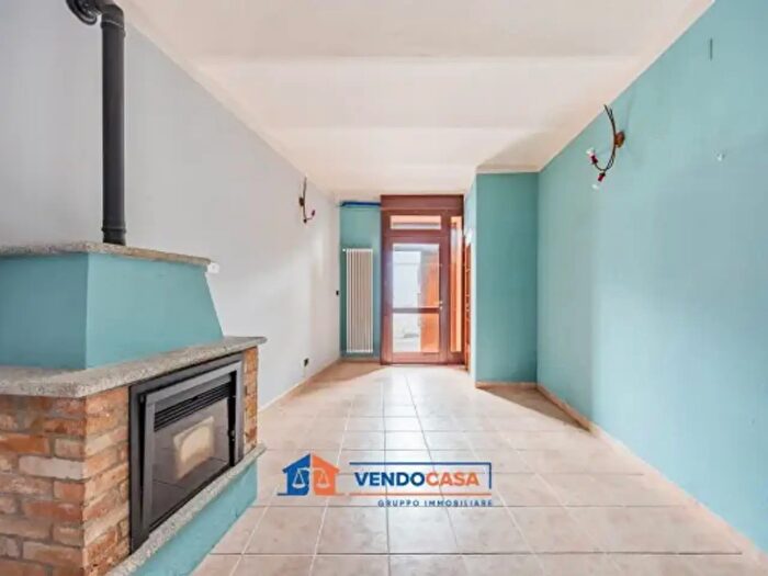 Casa con 6 locali in vendita in Via Fontana, Dogliani