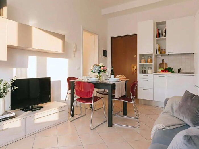 Appartamento monolocale in affitto in Via Pompeo Cambiasi, Milano