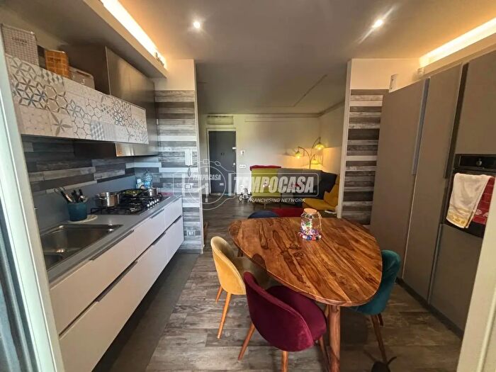 Appartamento quadrilocale in vendita in Via Papa Giovanni XXIII PCo Queen, Melito Di Napoli