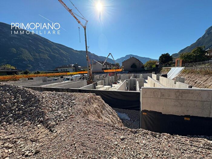 Appartamento trilocale in vendita in Via del Porto, Aldeno