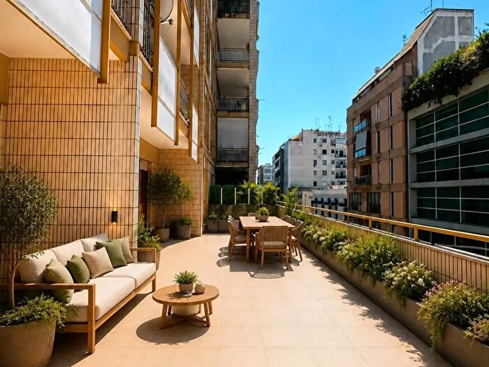 Appartamento con 10 locali in vendita in Via Nazario Sauro, Lecce
