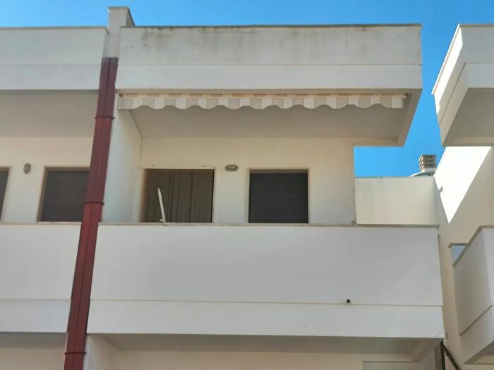 Casa trilocale in vendita in Lido Marini Salve, Ugento