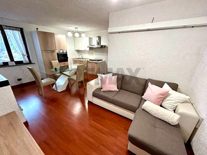 Appartamento trilocale in vendita in Artogne