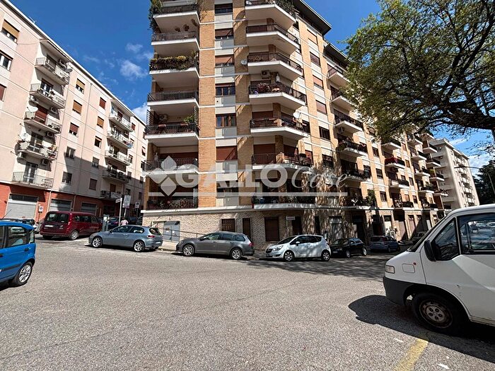 Appartamento bilocale in vendita in Via Colletta Cosenza, Cosenza