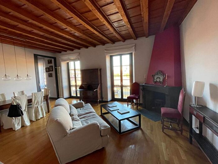 Appartamento bilocale in affitto in Via Castelfidardo, Moscova, Milano