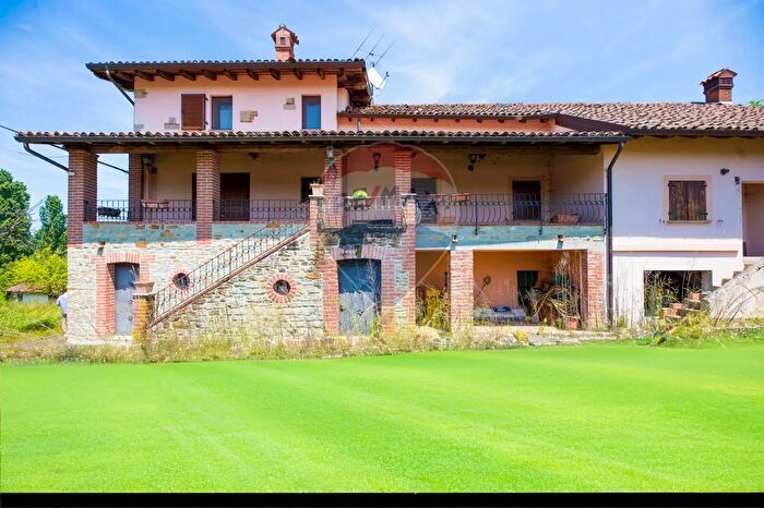 Casa con 20 locali in vendita in Località Gennara, Tagliolo Monferrato