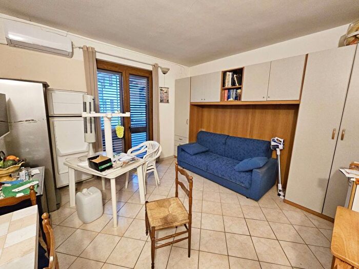 Appartamento monolocale in affitto in Via Roma, Centro, Sirmione