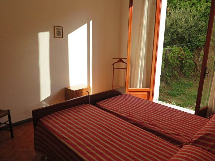 Appartamento quadrilocale in affitto in Località Carbognano Traversa, Lerici Paese, Lerici